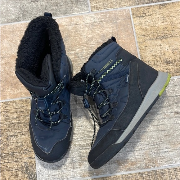 Merrell Crush 3.0 MK266121 Unisex Kids Navy Green Waterproof Snow Boots Size 5 - Picture 1 of 9